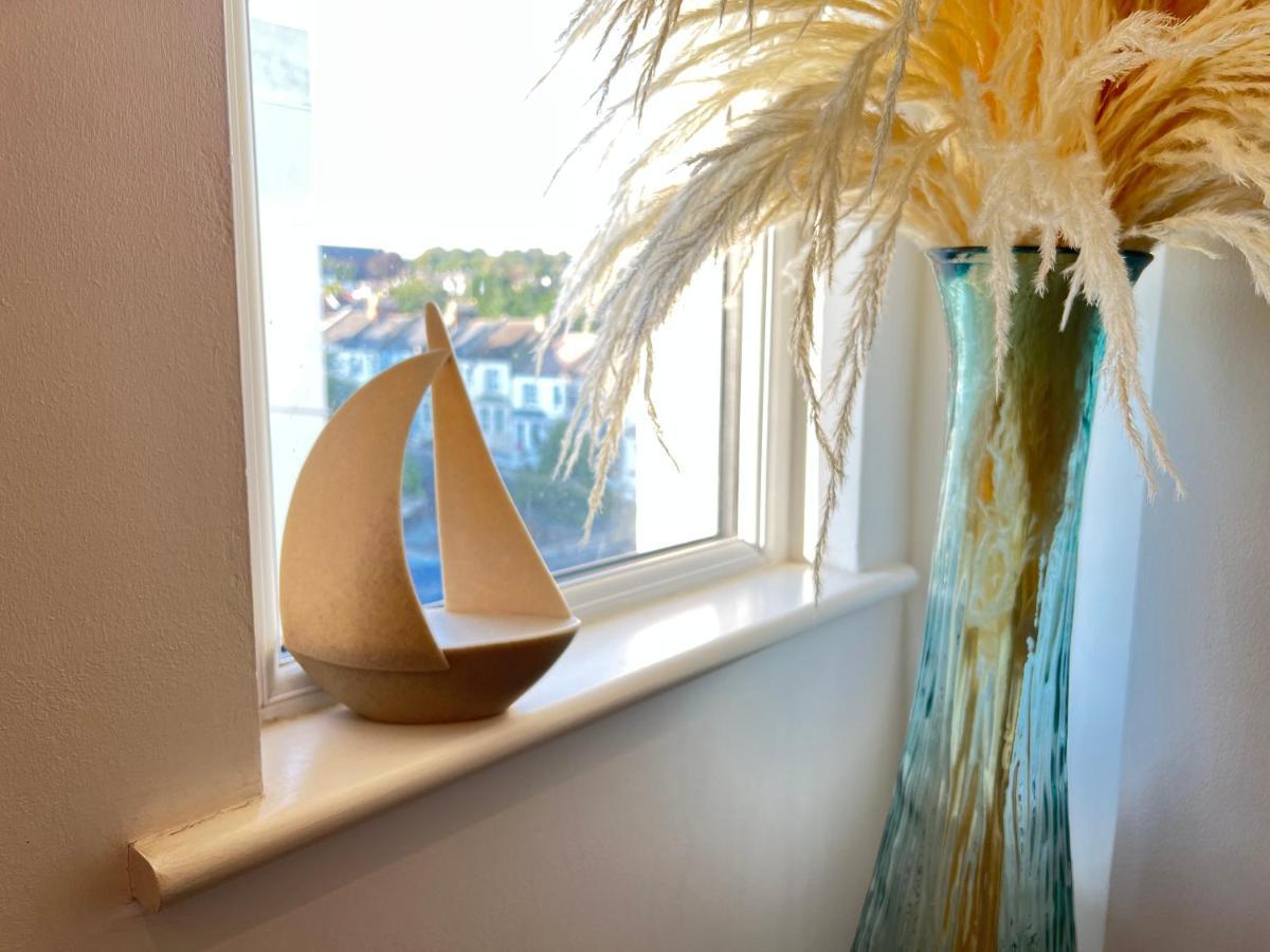 Lovely 1-Bedroom Flat In St Leonards On Sea Buitenkant foto